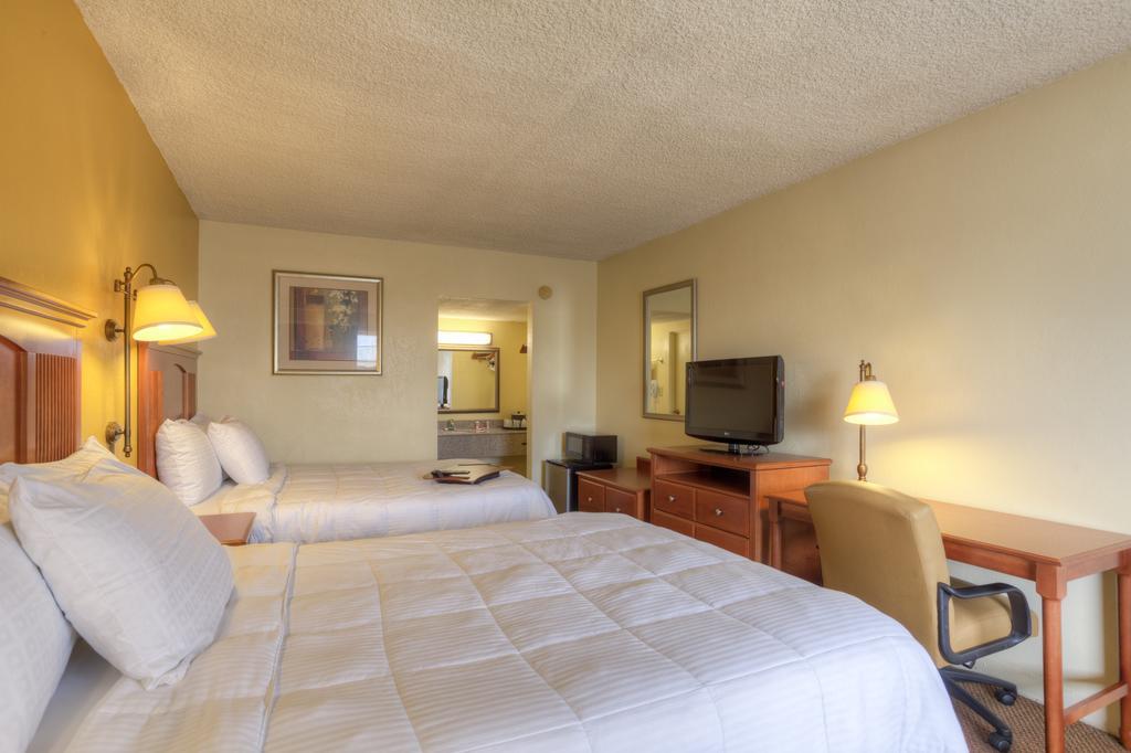 Econo Lodge Byron Room photo