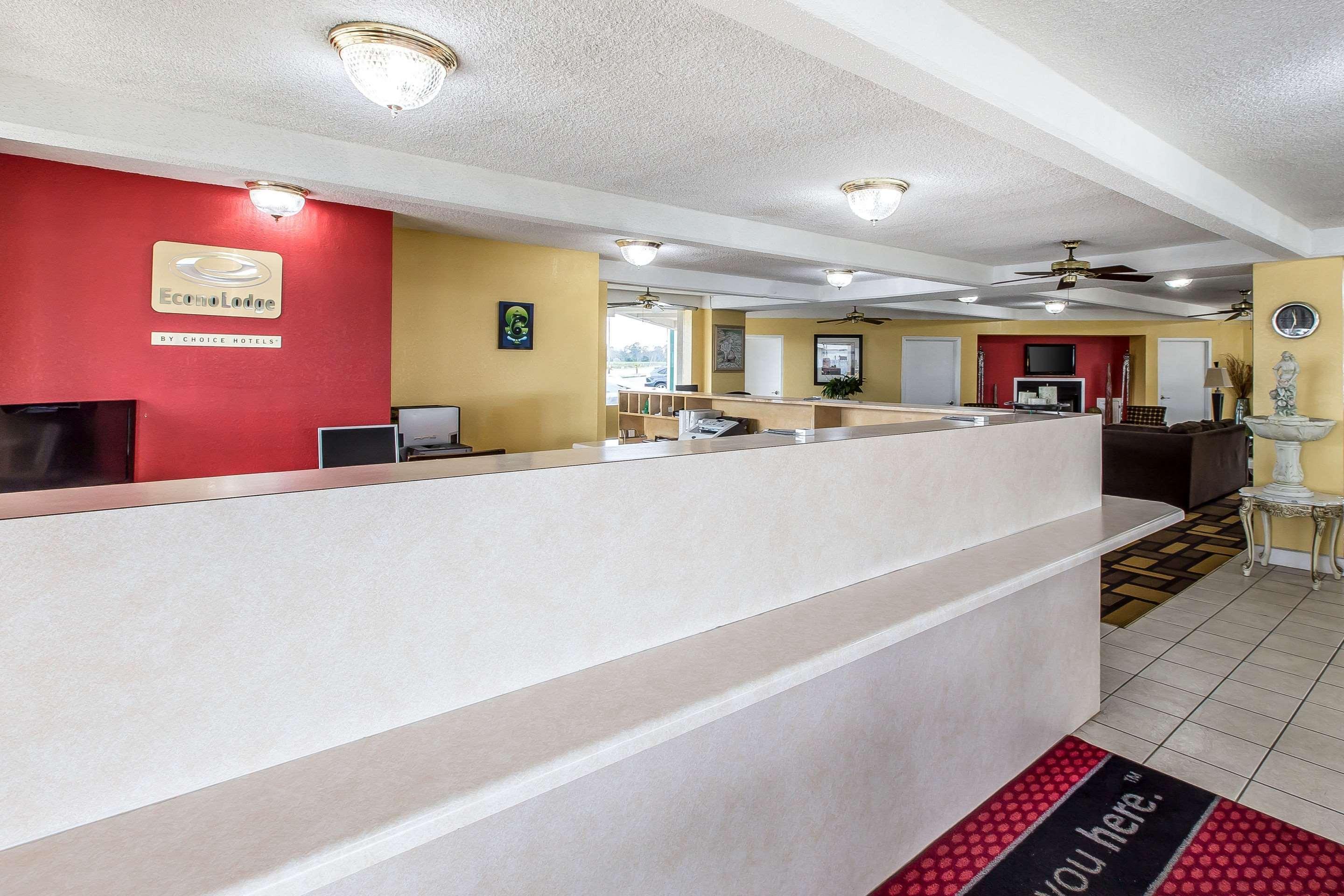 Econo Lodge Byron Exterior photo